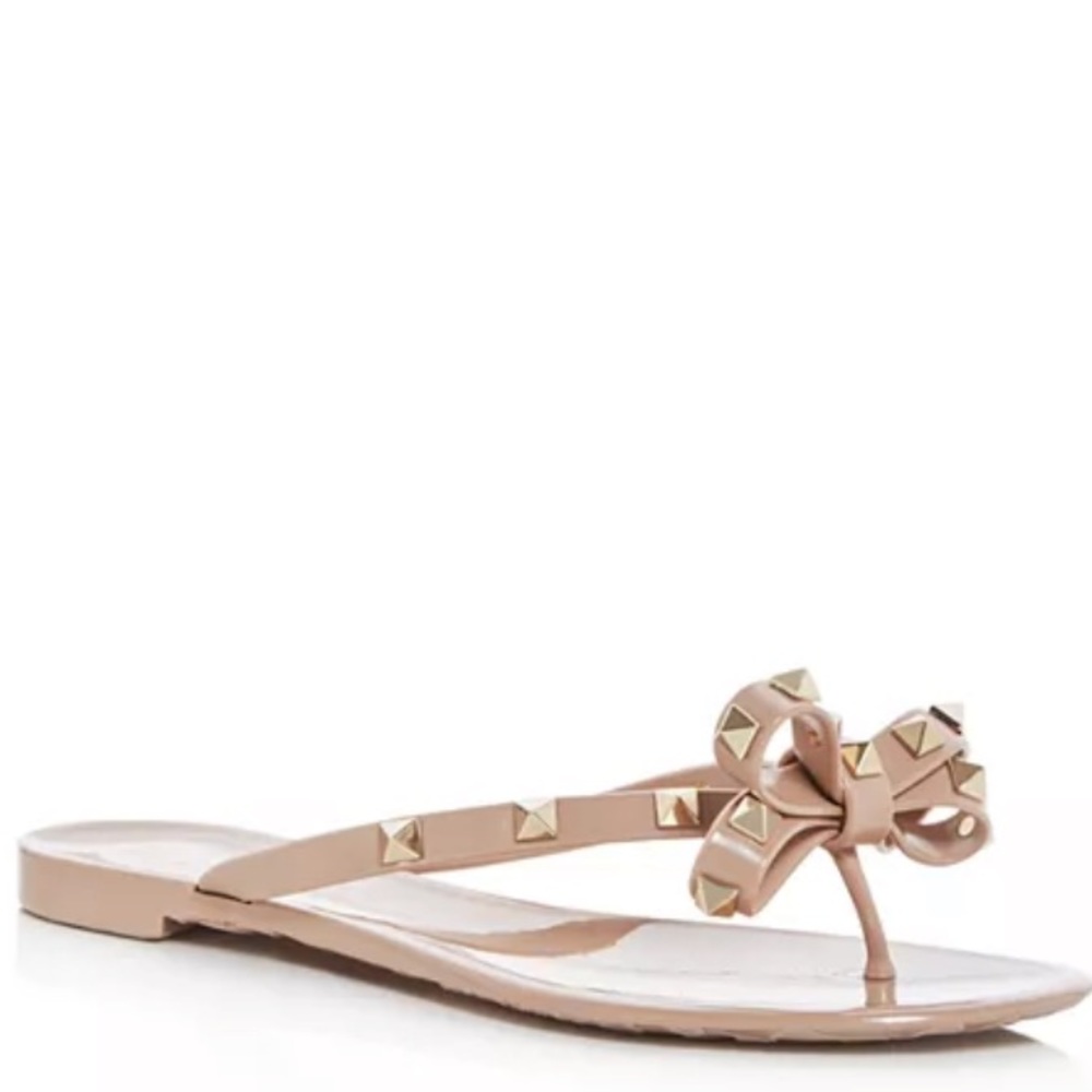 Valentino Garavani Rockstud Rubber Thong Bow Sandal